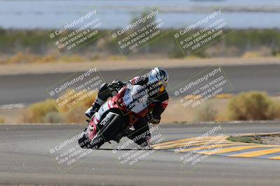 media/Oct-08-2022-SoCal Trackdays (Sat) [[1fc3beec89]]/Turn 14 (1050am)/